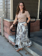 Load image into Gallery viewer, Taupe Sweater